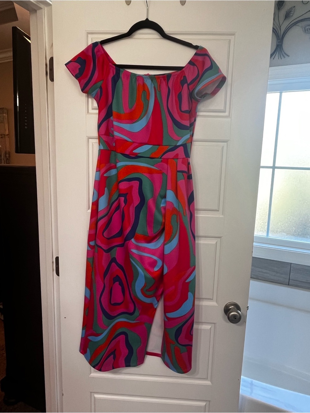 Off-Shoulder Multi-Color Slit Dress - Picture 3 of 4